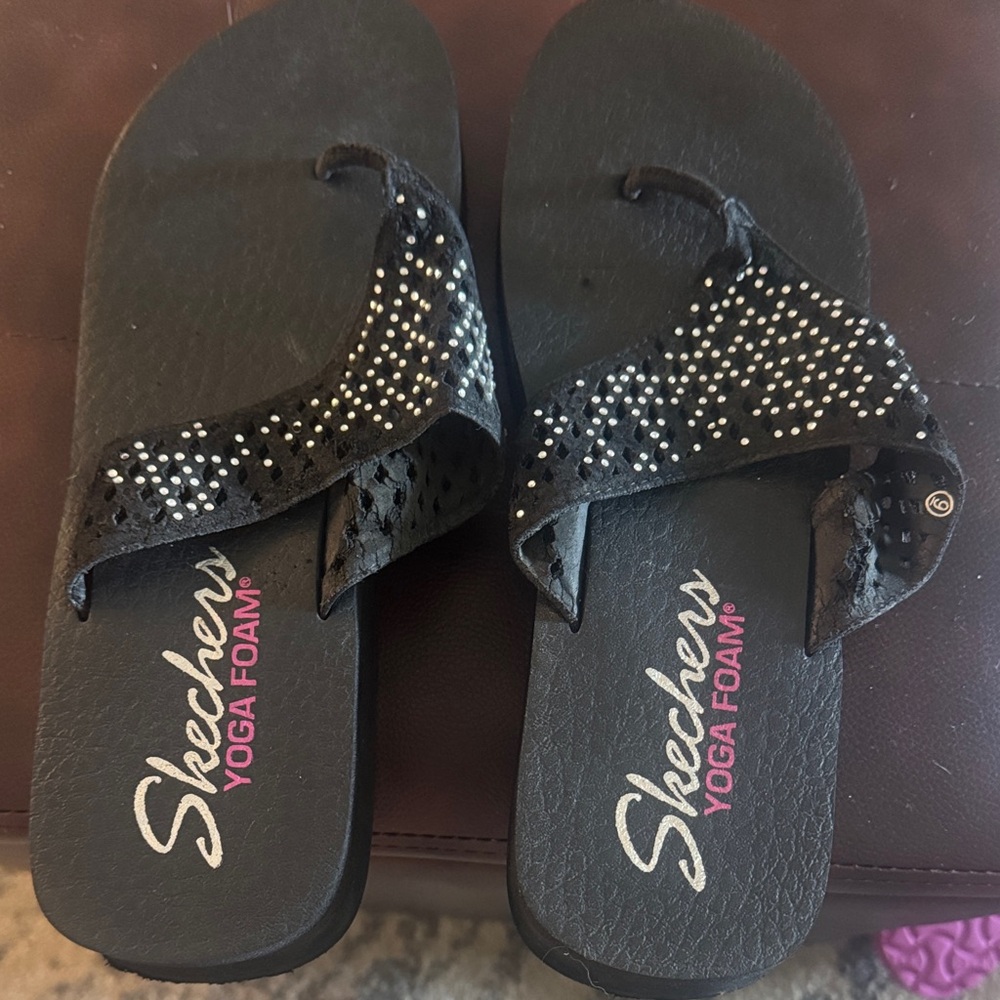 Skechers Black Rhinestone Yoga Foam Women's Sandals